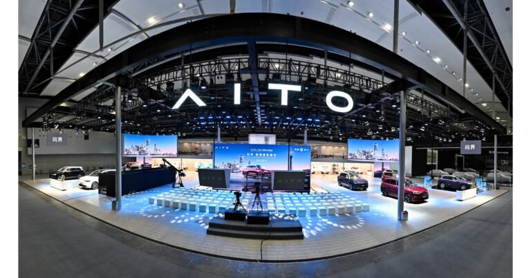 SERES_Showcases_Industry_Leading_Innovations_at_Auto_Guangzhou.jpg