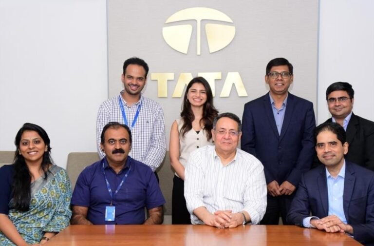 34373_tata.jpg