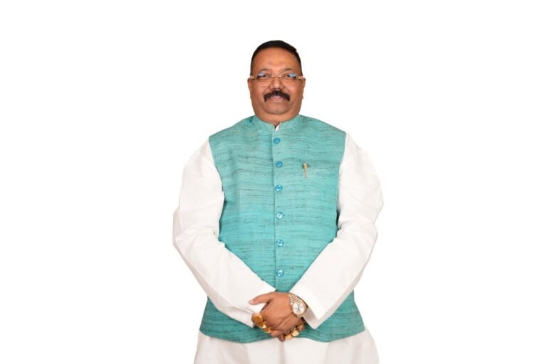 FromHumbleBeginningstoPublicServiceTheInspiringJourneyofSanjaySinha