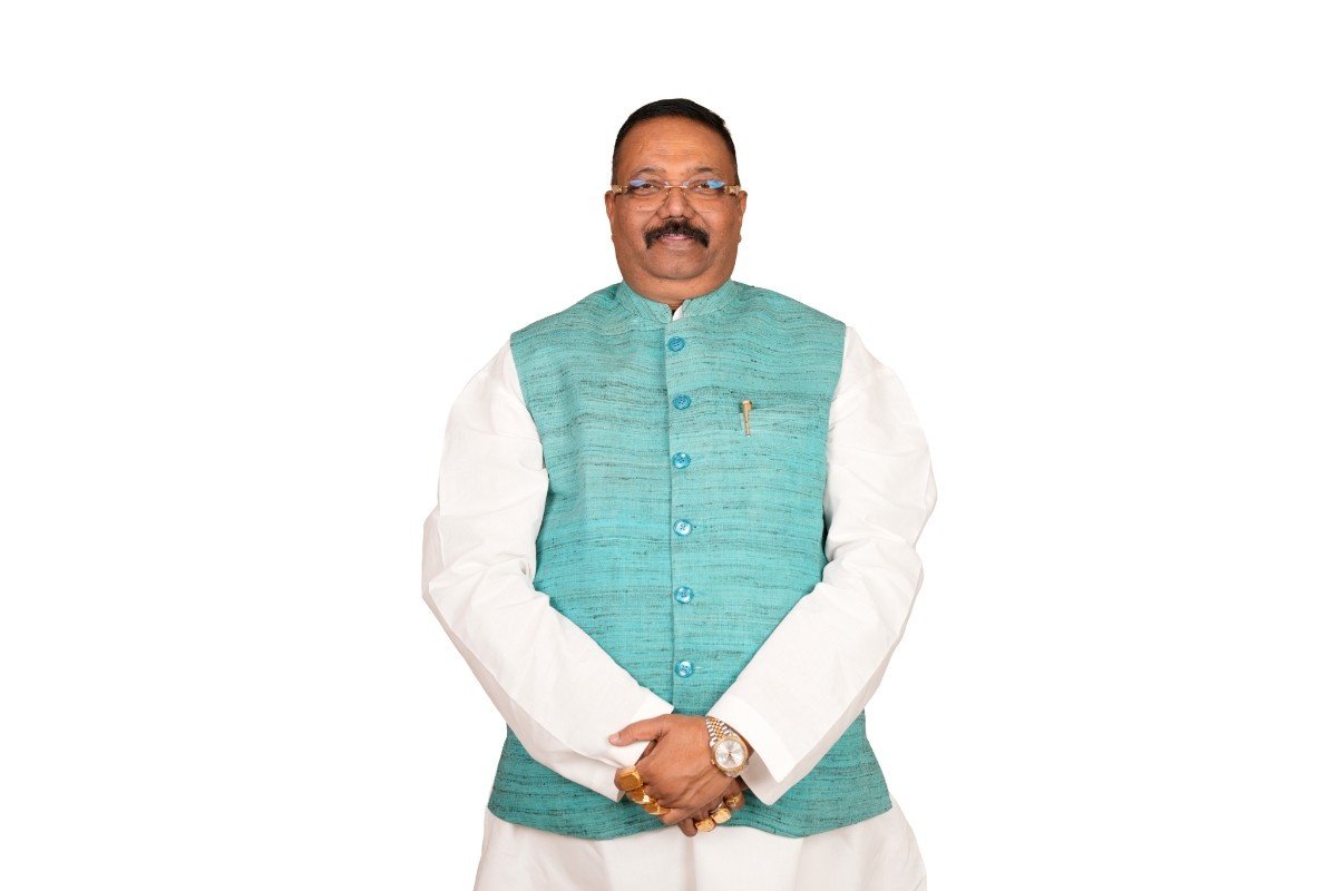 FromHumbleBeginningstoPublicServiceTheInspiringJourneyofSanjaySinha