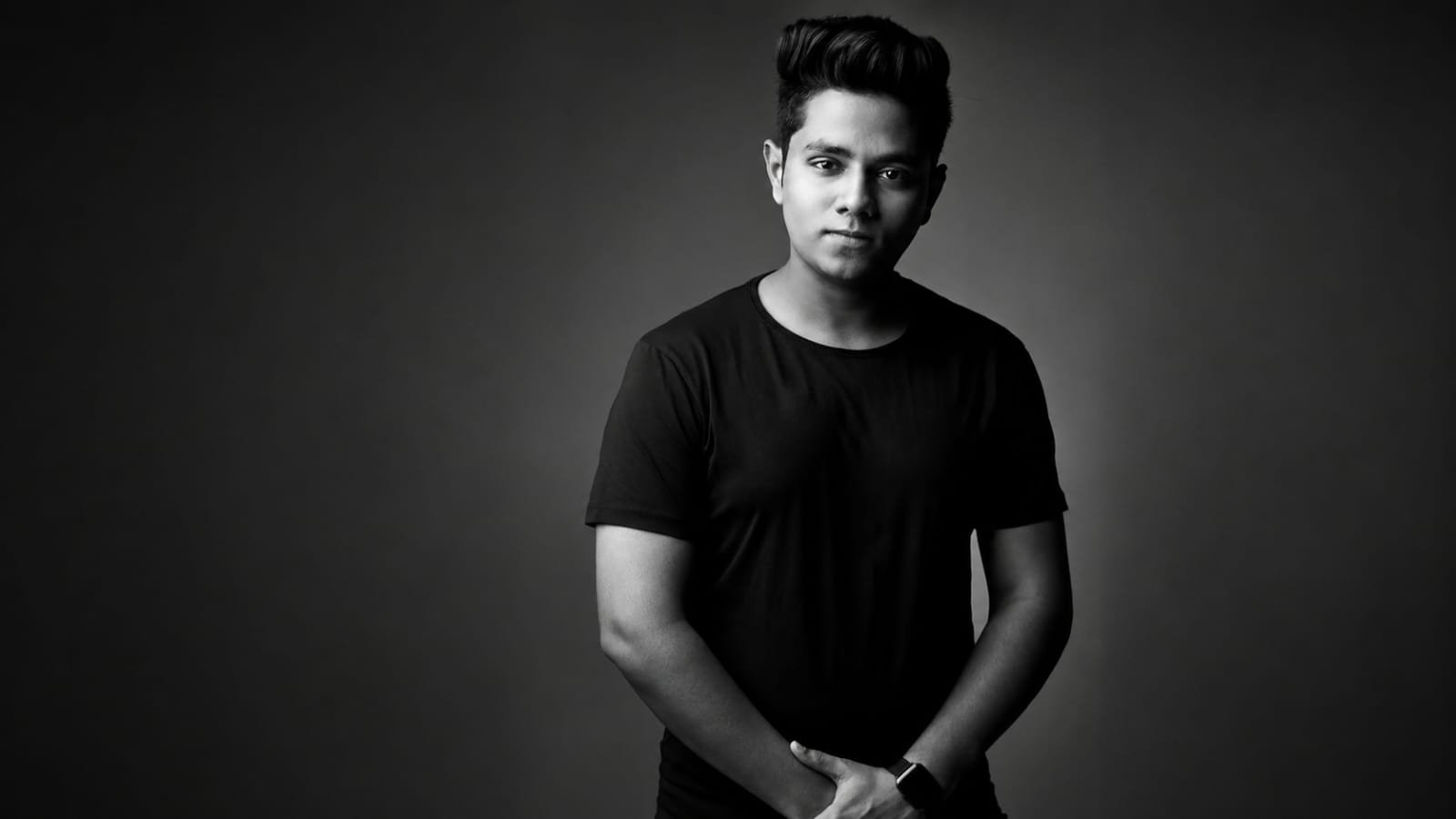 On His Birthday, Bollywood Actor Abhishek Chavan Reflects on Success