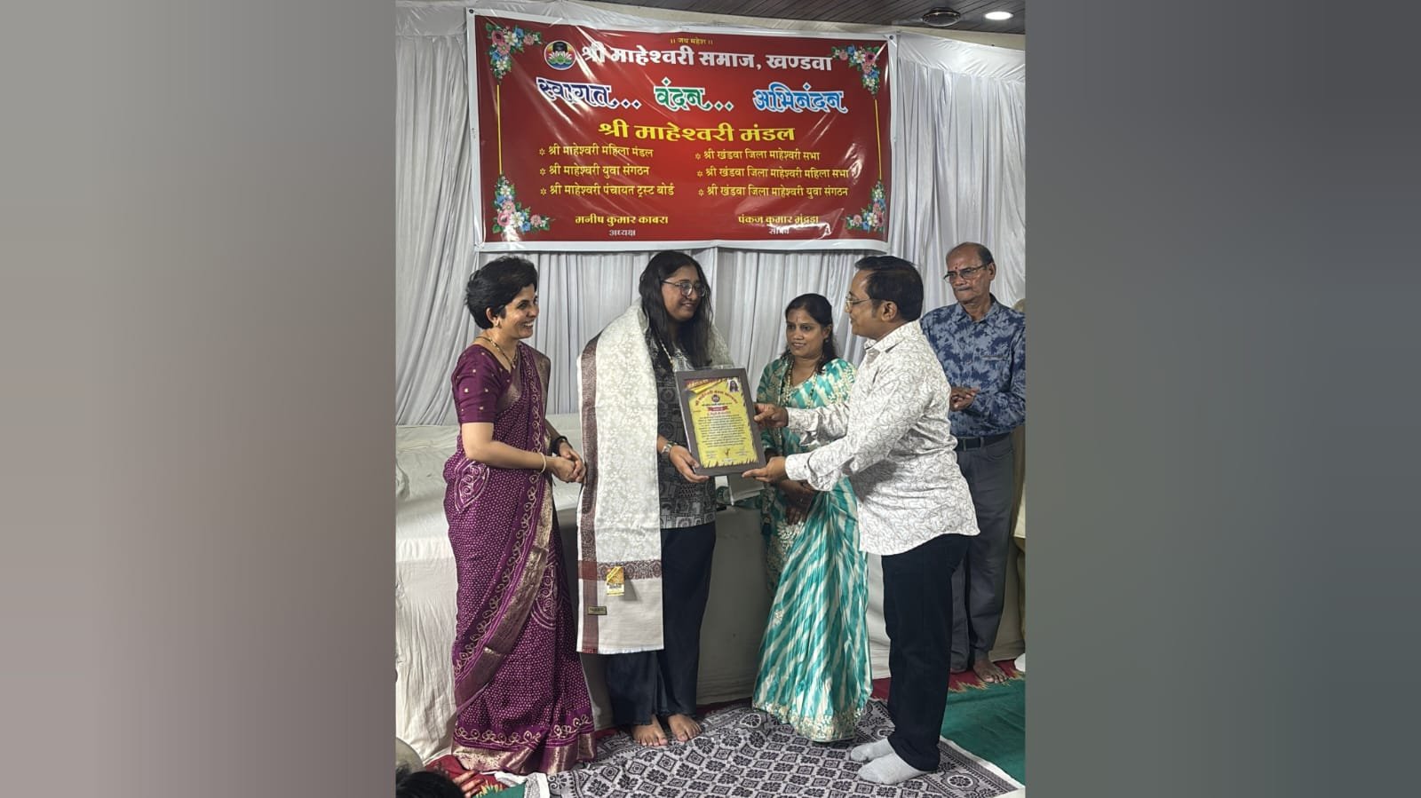 Young Author Vidushi Malpani Honoured at Mahesh Navami Mahotsav 2026